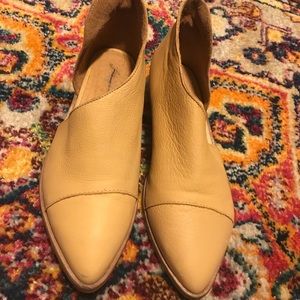 Free people royals flats